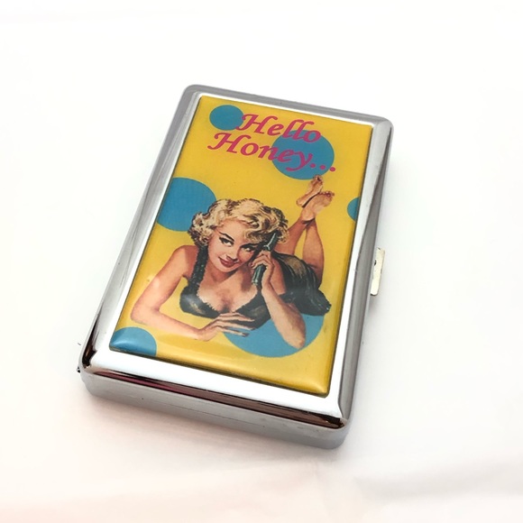 Accessories - 💥Hello Honey’ pinup cigarette case & card holder Accessories - 💥Hello Honey’ pinup cigarette case & card holder
